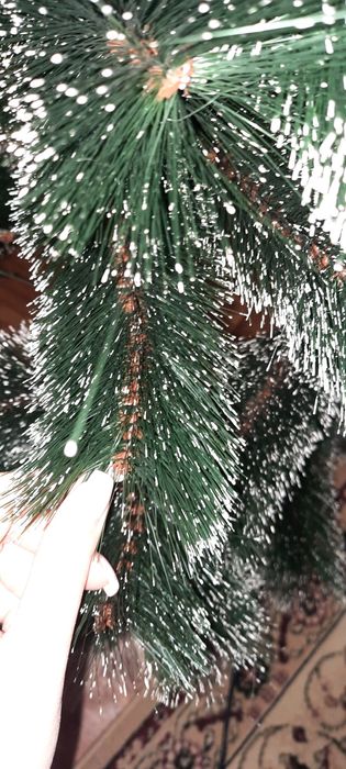 Елка искусственная