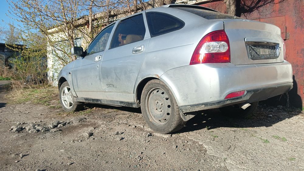 Продам Приору в нормальном состоянии