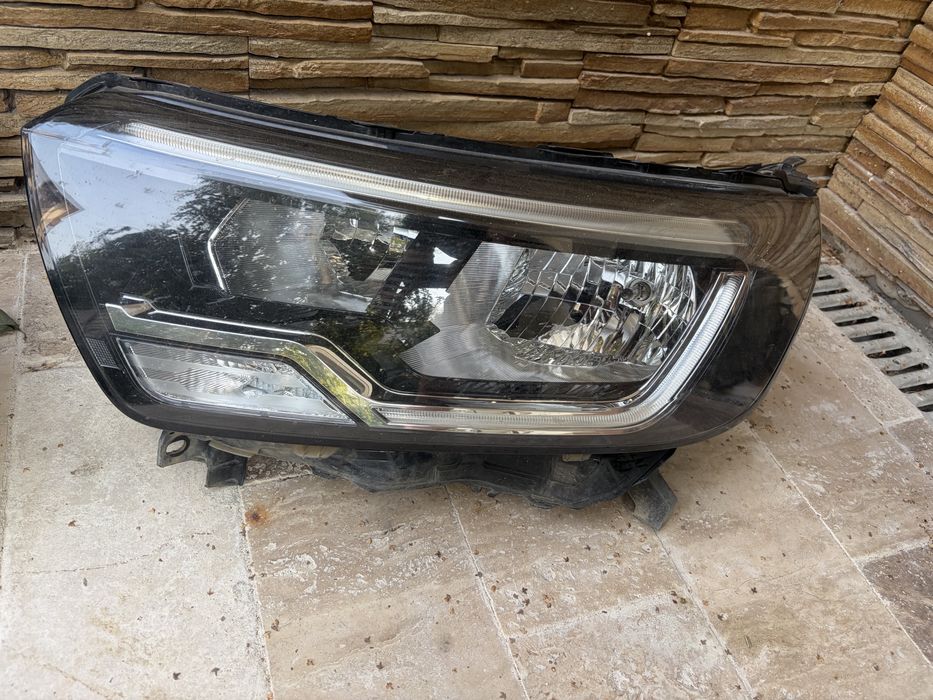 Far Renault Kangoo 3 an 2021.2022/2023/2024/2025/2026