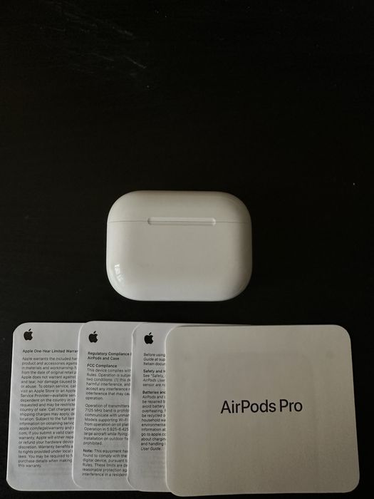 Apple Airpods 4/ Pro 2