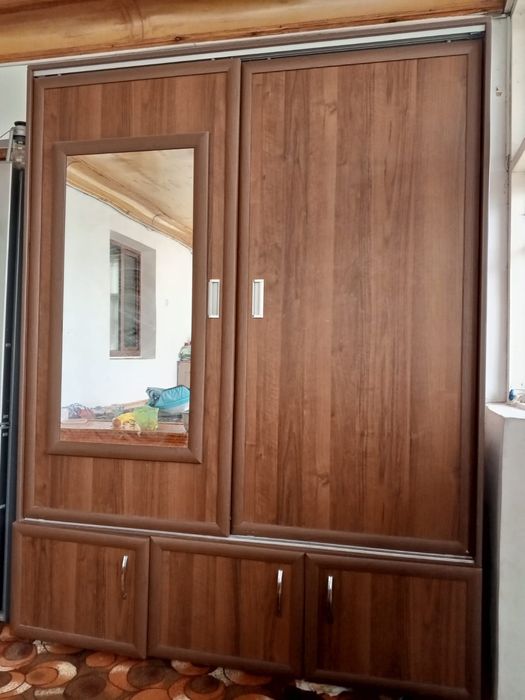 Продам срочно Шкаф в хорошем состоянии