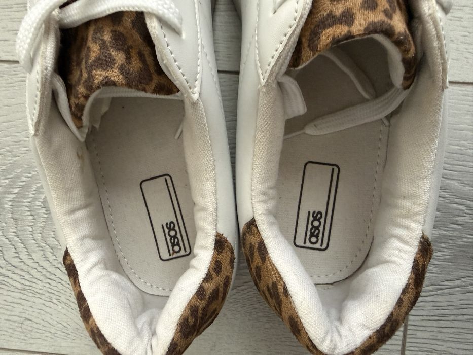 Мужские кроссовки Asos