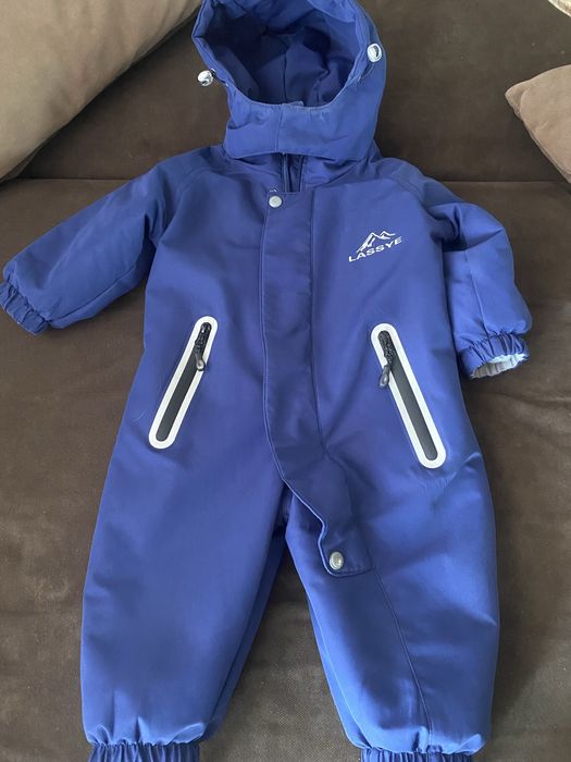 Продам комбинезон весна-осень