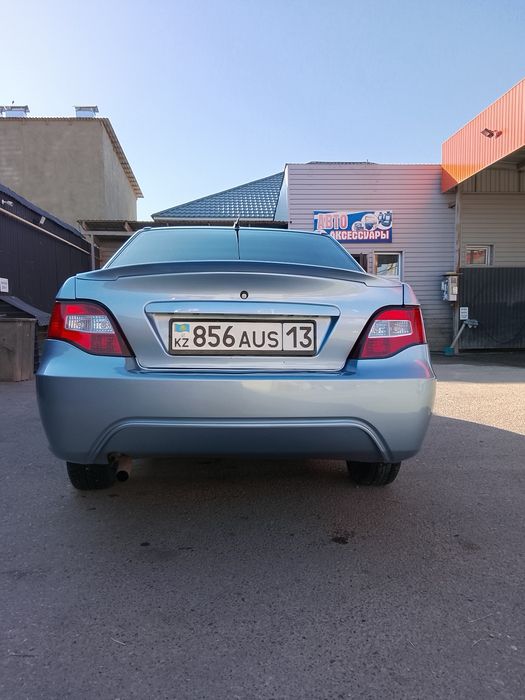 Daewoo нексия 2 автомобиль