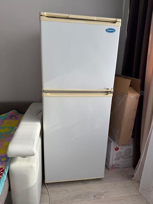 Продается холодильник за 25.000