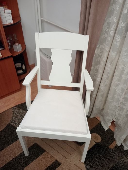 Scaun de masa fara defecte