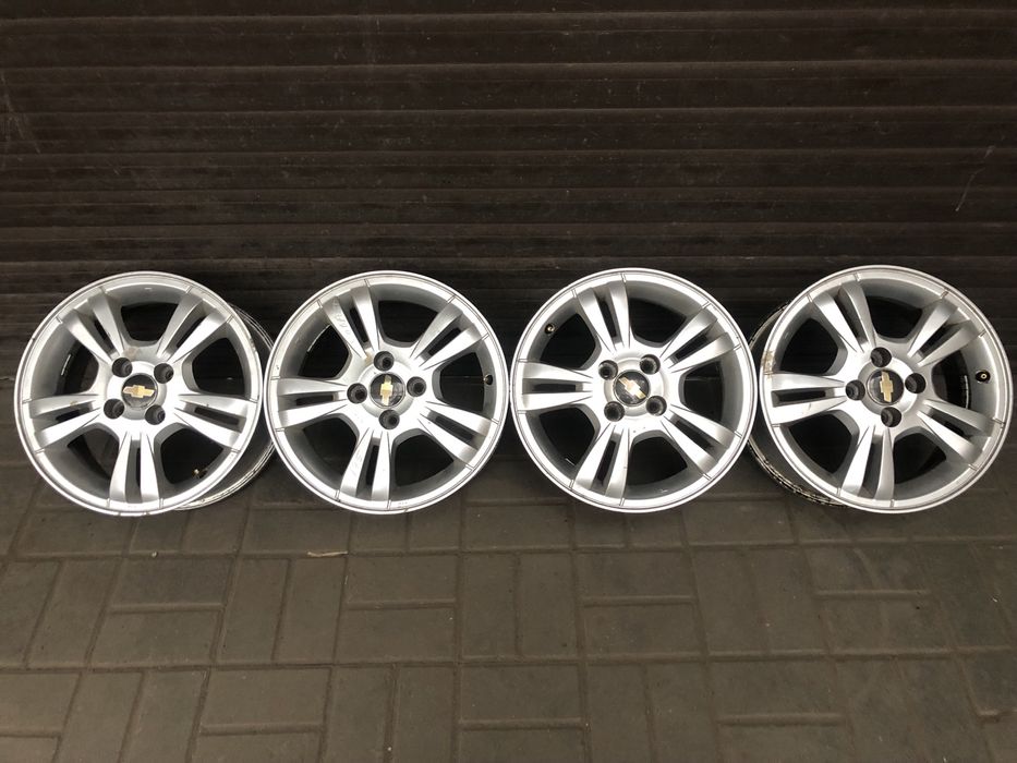 Диски на Кобальт R15