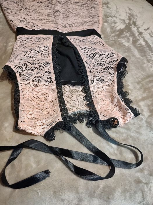 Дамска дантелена рокля