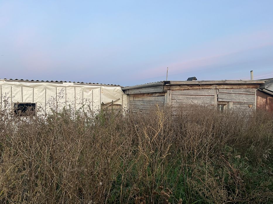 Шпальный дом на слом с хоз постройками