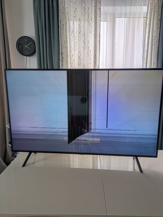 Телевизор Samsung UE55NU7172 за части 55 инча