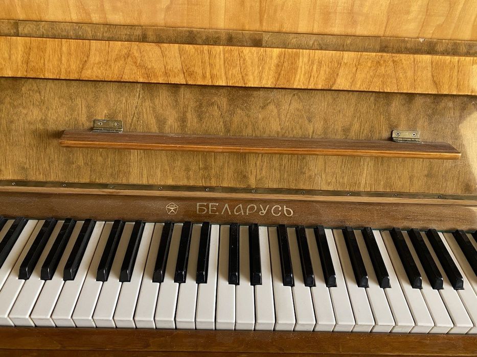 Продается пионино