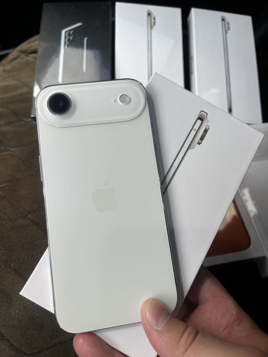 iPhone 17 Pro Max. iPhone