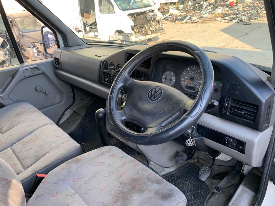 Dezmembrez PIESE VOLKSWAGEN LT 46 2.5 TDI 109 cp ANJ punte dubla 2005