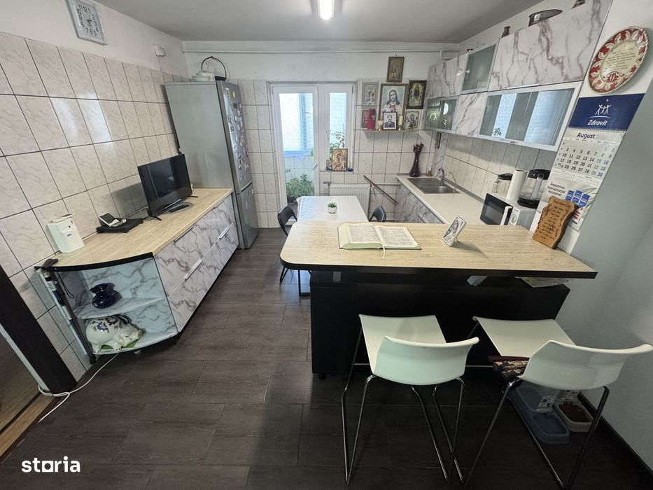 Petre Ispirescu-Rahova, Apartament 3 Camere, Confort 1, Decomandat.