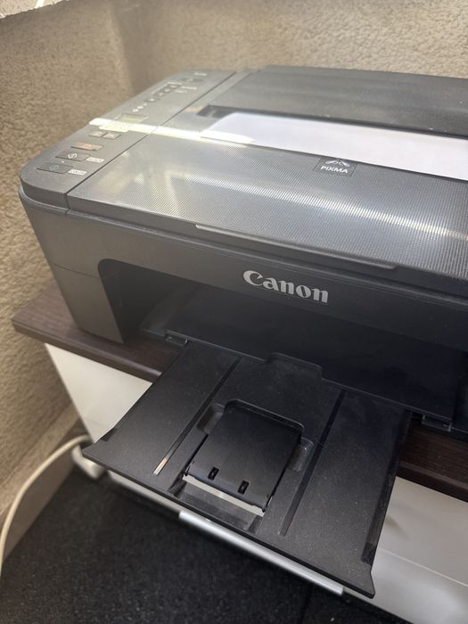 Canon PIXMA TS3150 + нови оригинални XL мастилници и цветна касета