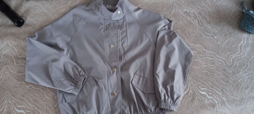 Продам женскую одежду