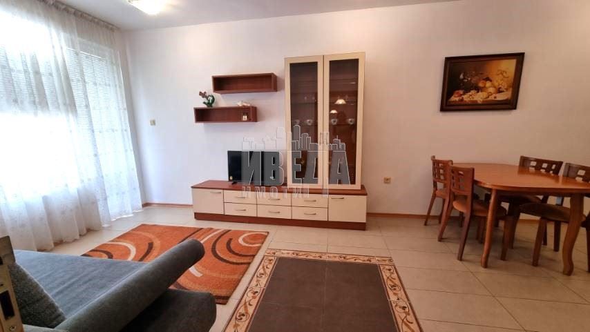 Дава се под наем Тристаен апартамент в Варна, Централна поща - 80 кв.м за 600 € - Снимка #2