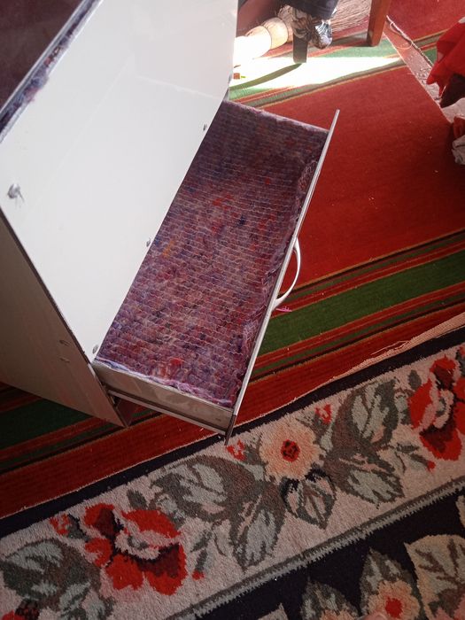 тележка для инструментов и бытовых принадлежностей