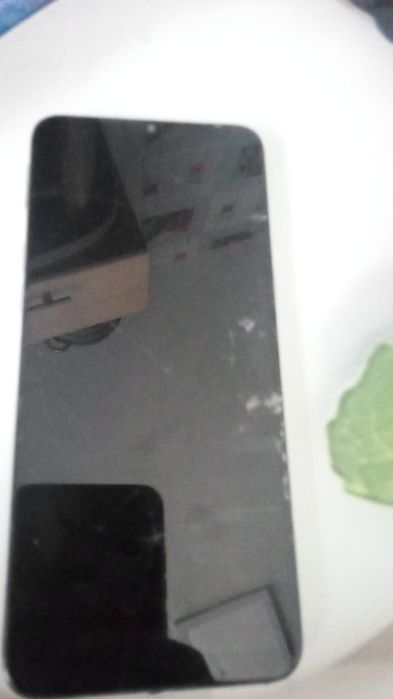 Продам срочно телефон