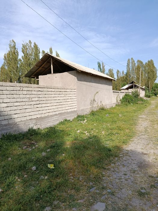 Продляется 25 соток участок