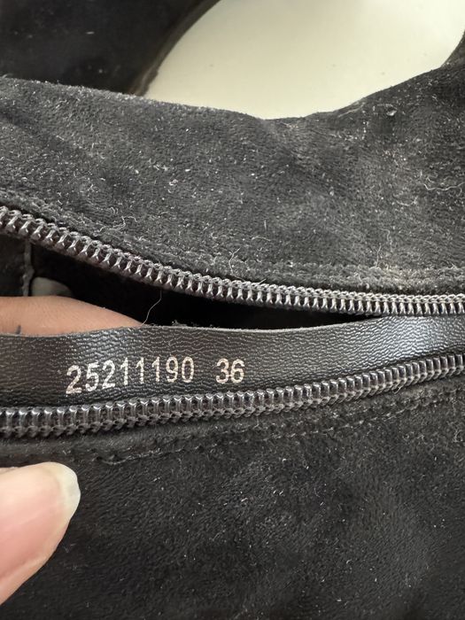 Продам полуботинки замшевые