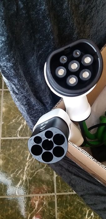 Кабел за електромобил