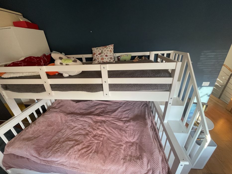 Pat copii cu biblioteca integrata