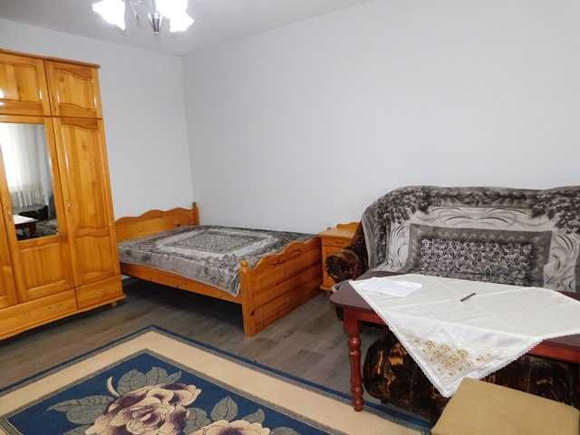 Дава се под наем Едностаен апартамент в Търговище, Център - 42 кв.м за 204 € - Снимка #1