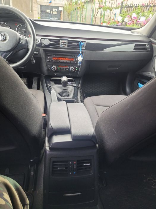 Vand BMW E91 2.0 benzina