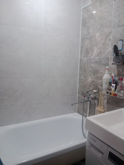 Продам 2х кв на 5 этаже