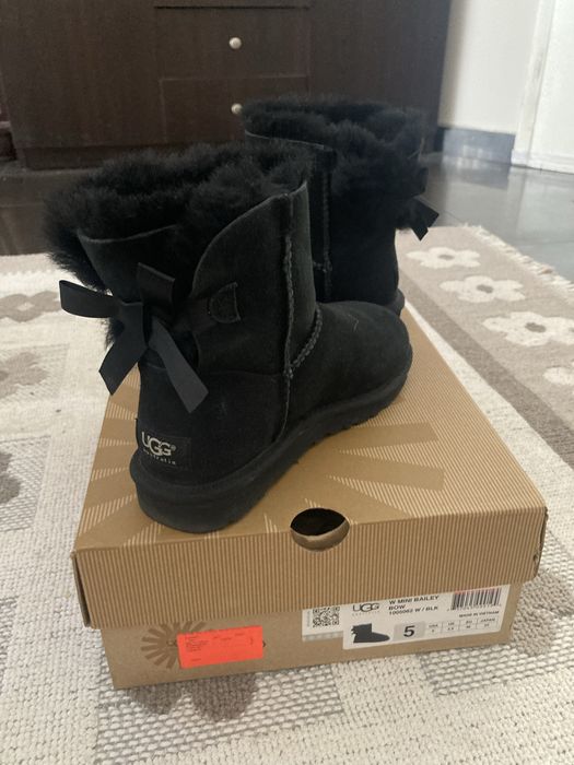 Обувки UGG 36-37 номер