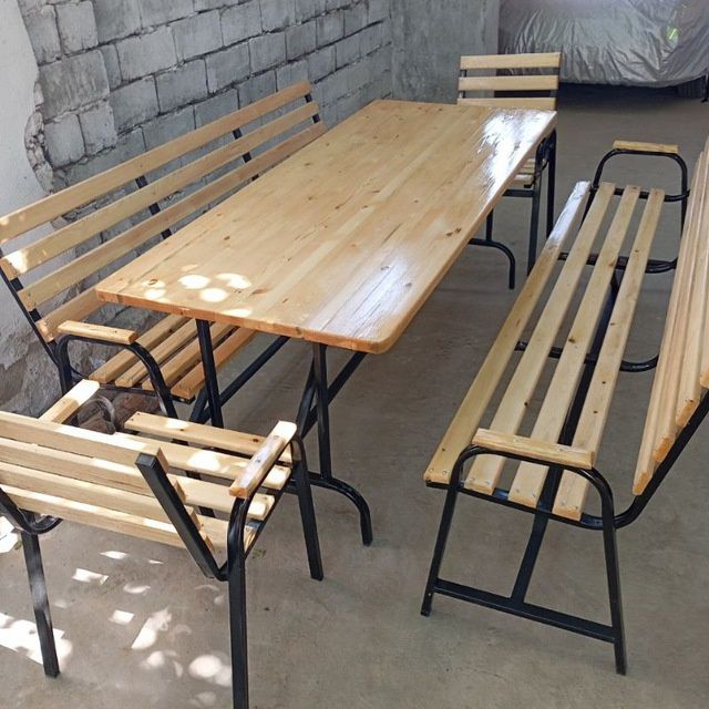 Dashniy stol stular sotiladi