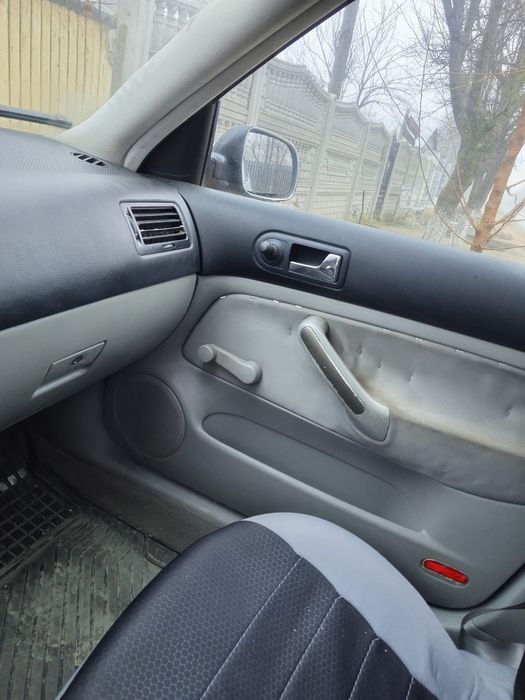 Volkswagen Bora 1.6 benzina