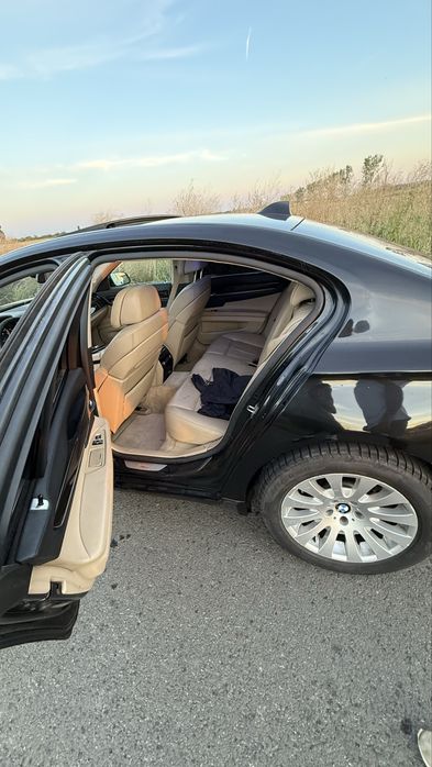 De vanzare bmw seria 7 f01