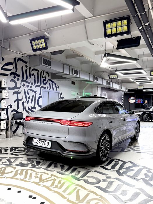 BYD HAN 701 LiDar 7.400 km. Nardo grey