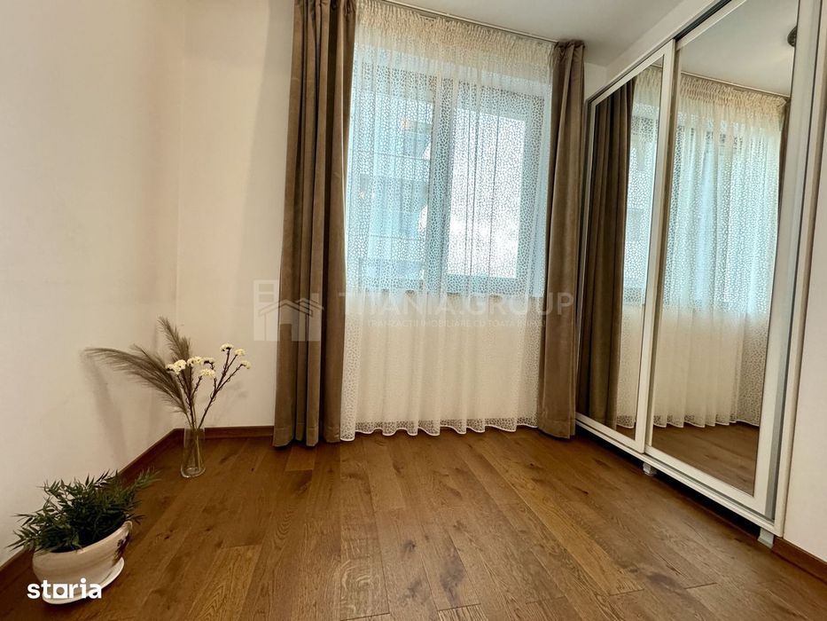 Apartament 3 camere+2bai , parcare subterana Dealul Morii, Centrul Civ
