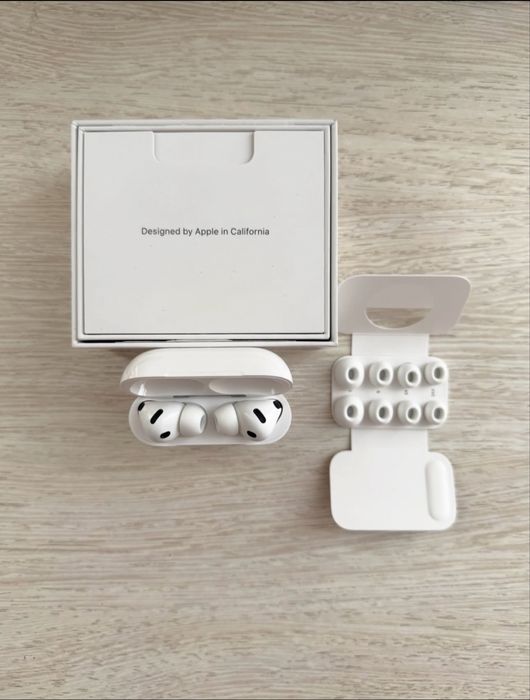 Наушники airPods