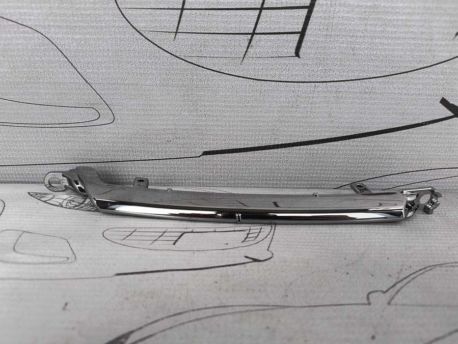 Ornament Bară Față Cromat Dreaptă Renault Megane IV 2021 / 2016-2022 Cod OEM 623868106R (5A3)