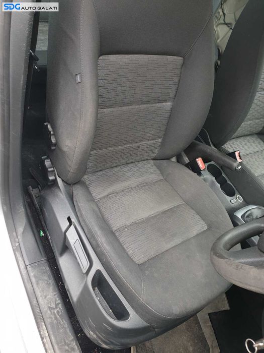 Scaun Dreapta Fata Textil Fara Incalzire Skoda Octavia 2 2009 - 2013 [C5420]