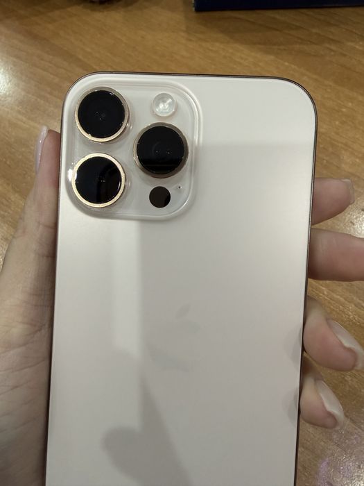 Vand iPhone 16 Pro Max, 256 gb Desert Titanium