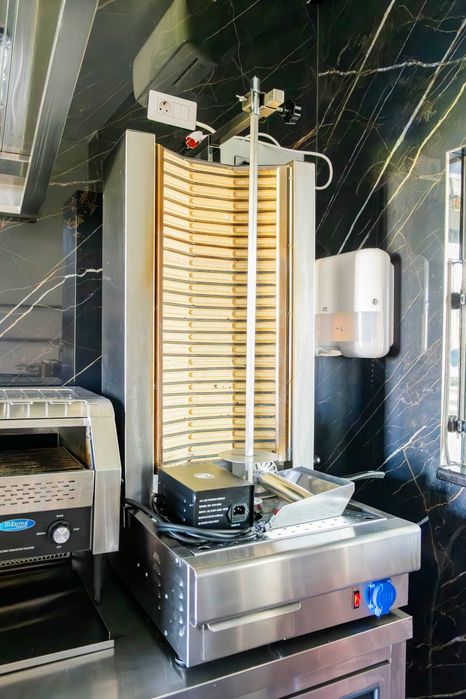 Spațiu Comercial Complet Echipat – De Închiriat în Bosanci