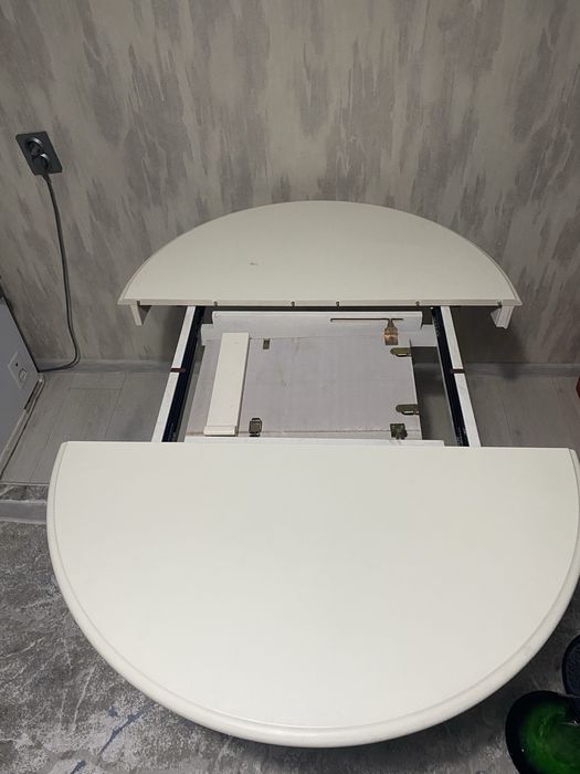 Стол кухонный, трансформер.