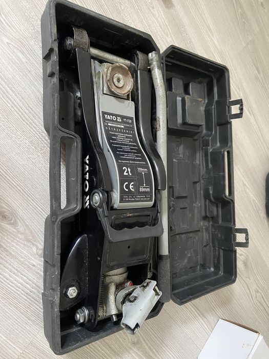 Cric Yato 2 Tone