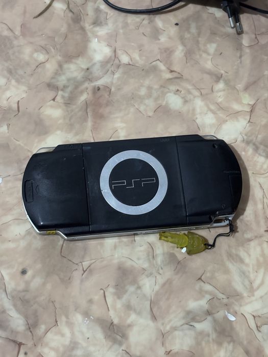 PSP 1000 в отличном состояний !