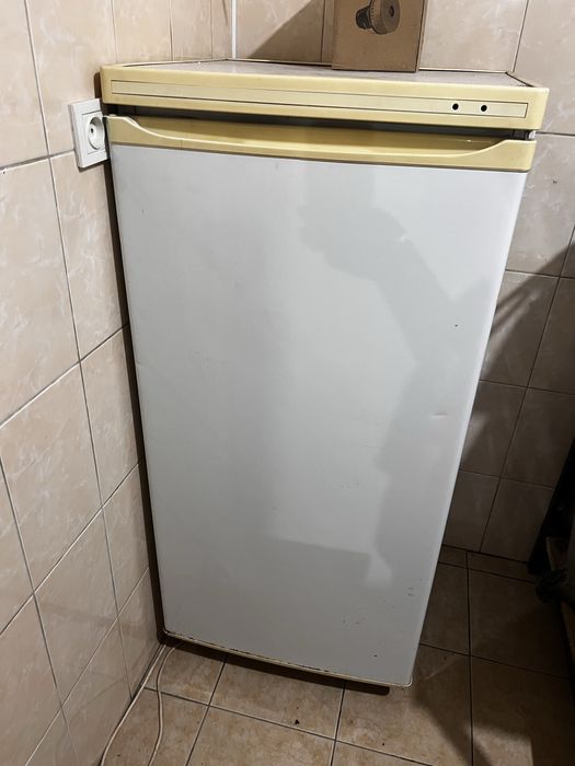 Холодильник 2 штук