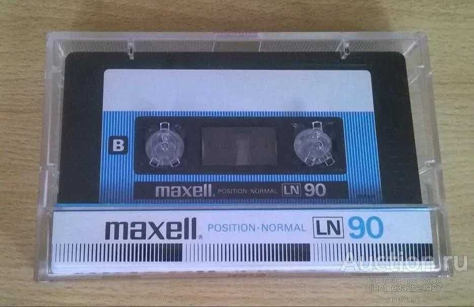 Аудиокассеты cо студийными запиcями зарубежной музыки