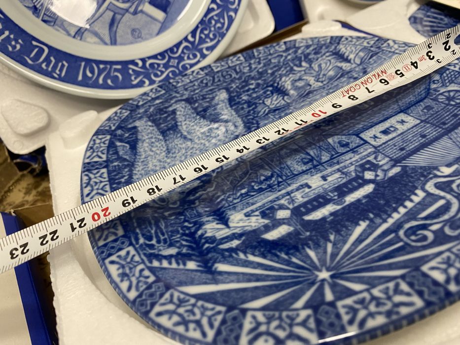 Шведски порцеланови пана за стена изрисувани ръчно