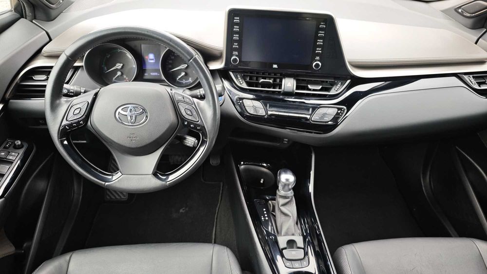 Toyota C-HR 2.0 184ks Hybrid Premiere