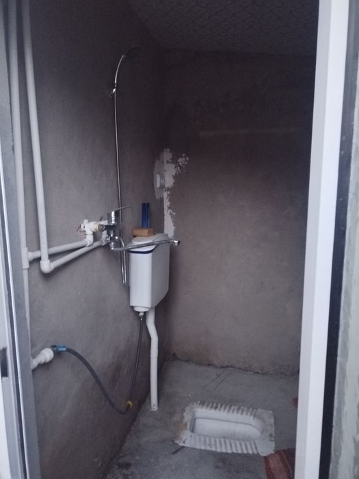 Срочно 1хонали участка сотилади Бектемир туманида куйликка якин