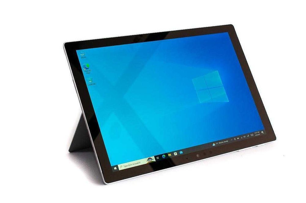 Таблет Microsoft Surface Pro 3 12"(2K) i5-4300U/4GB/128GB SSD/W10